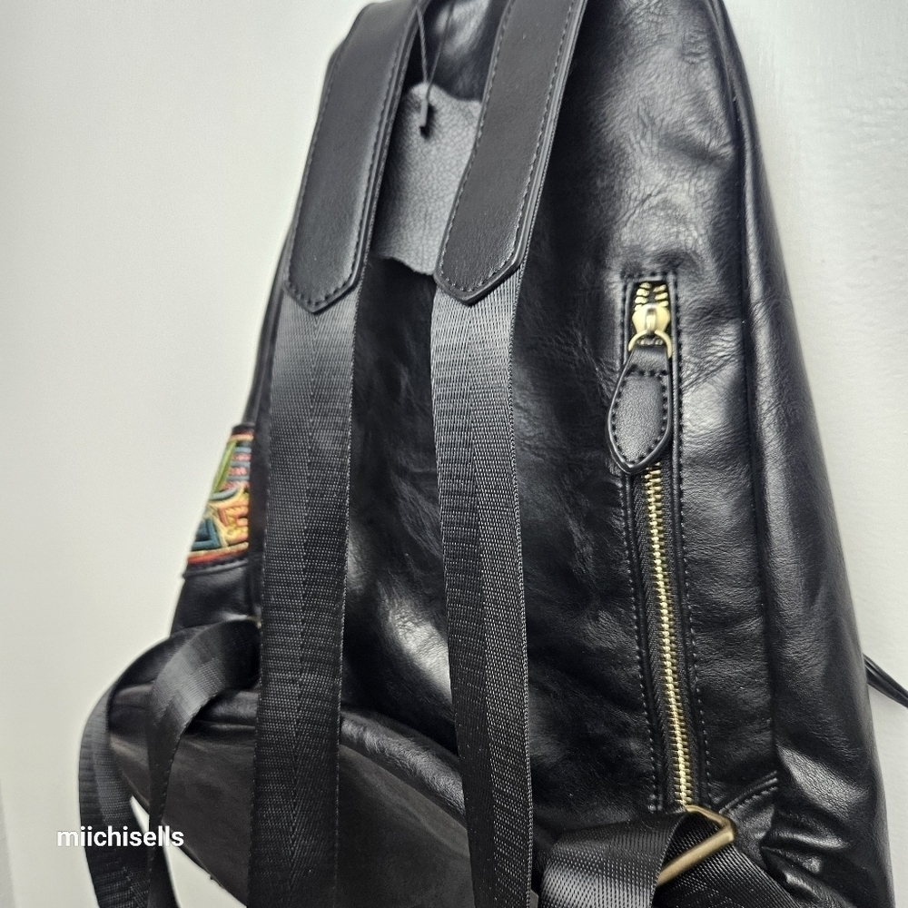 Leather backpack with embroidery - Picture 6 of 10